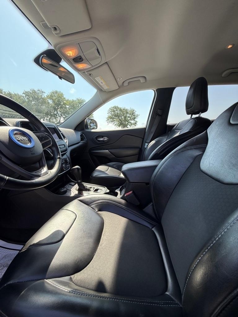 Jeep Cherokee Latitude Plus 4x4 2019