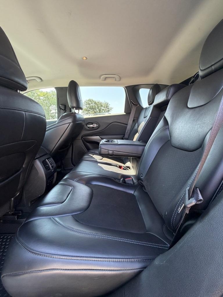 Jeep Cherokee Latitude Plus 4x4 2019