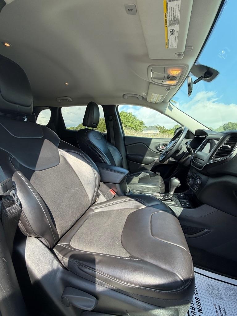 Jeep Cherokee Latitude Plus 4x4 2019