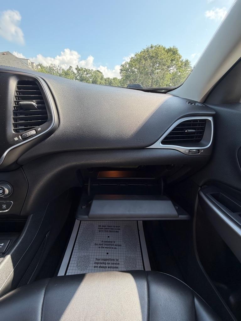 Jeep Cherokee Latitude Plus 4x4 2019