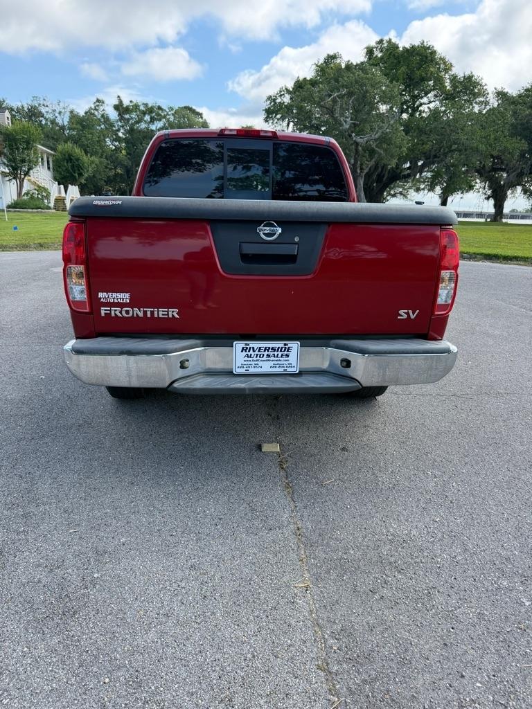 Nissan Frontier 2WD Crew Cab SWB Auto SV 2015