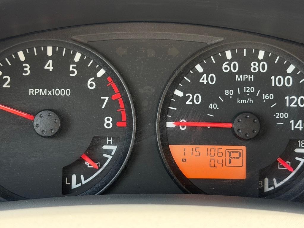 Nissan Frontier 2WD Crew Cab SWB Auto SV 2015