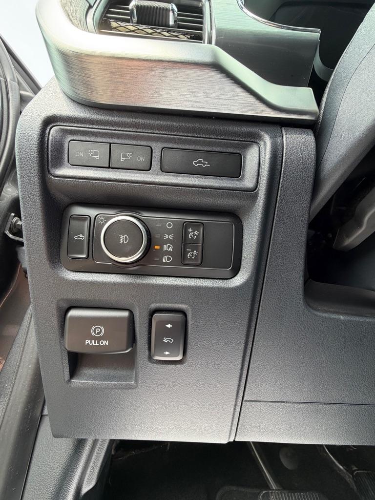 Ford F-150 Lariat 4WD SuperCrew 5.5' Box 2022
