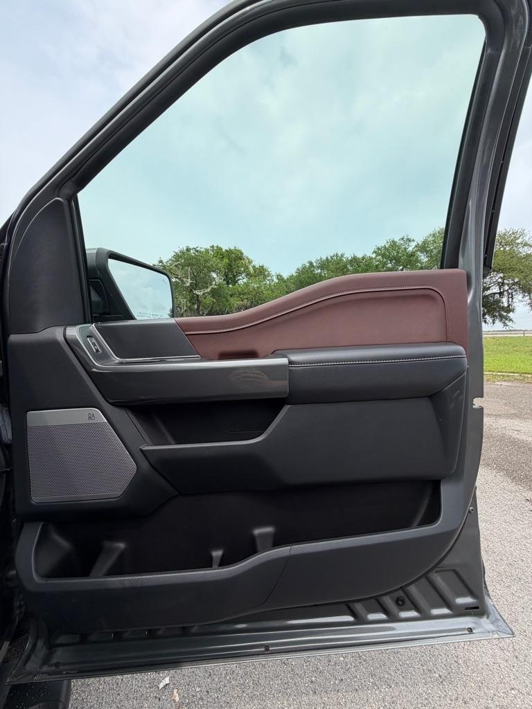 Ford F-150 Lariat 4WD SuperCrew 5.5' Box 2022