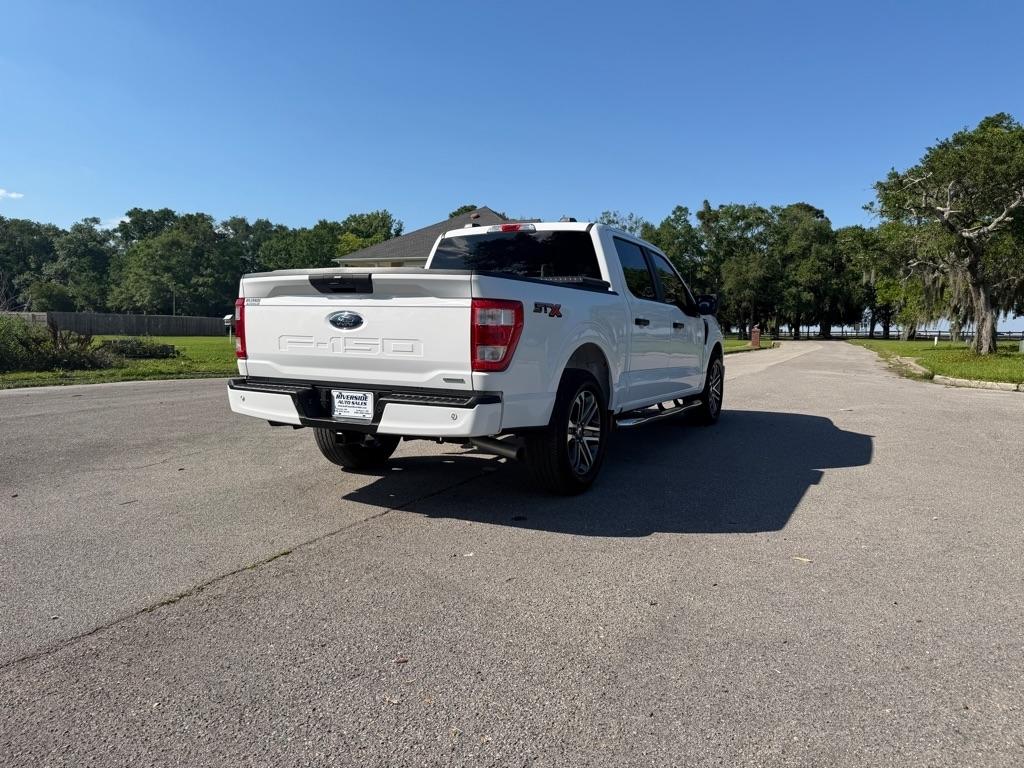 Ford F-150 XLT 2WD SuperCrew 5.5' Box 2022