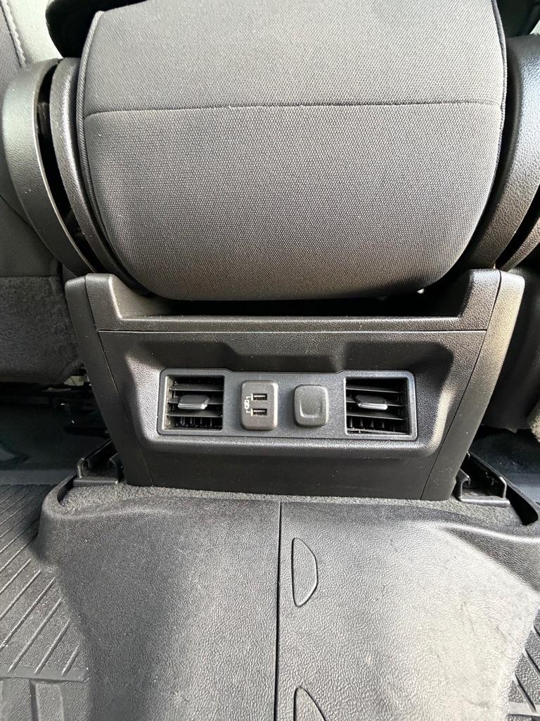 Chevrolet Silverado 1500 4WD Crew Cab 147" RST 2021