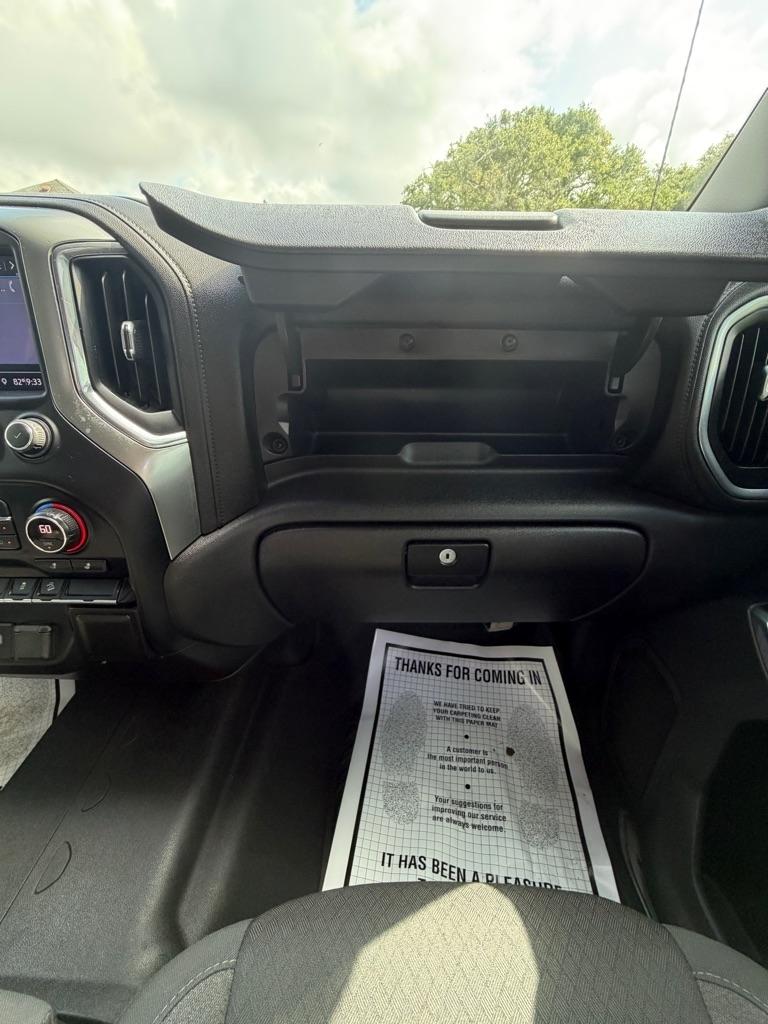 Chevrolet Silverado 1500 4WD Crew Cab 147" RST 2021