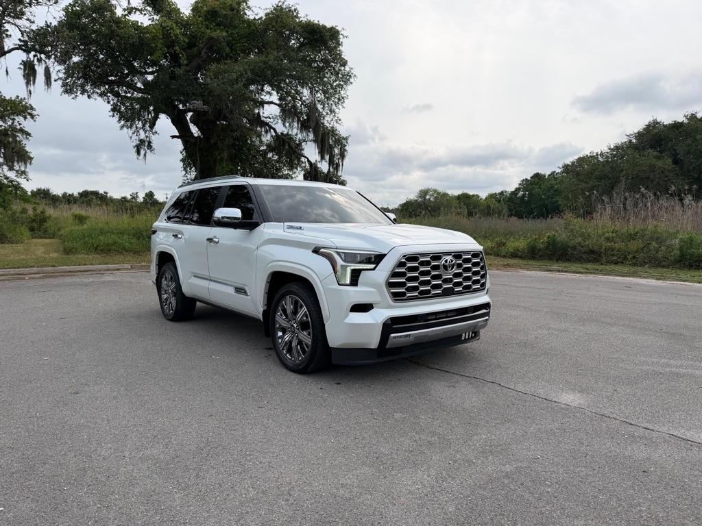 Toyota Sequoia  2025
