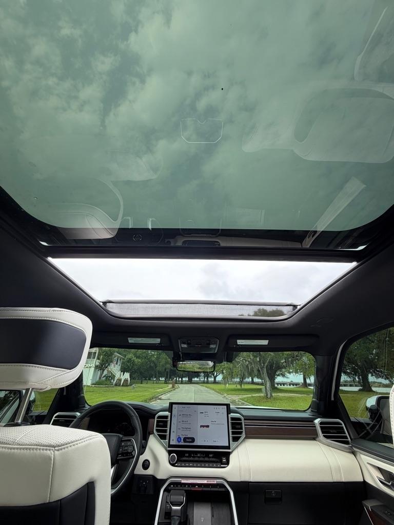 Toyota Sequoia  2025