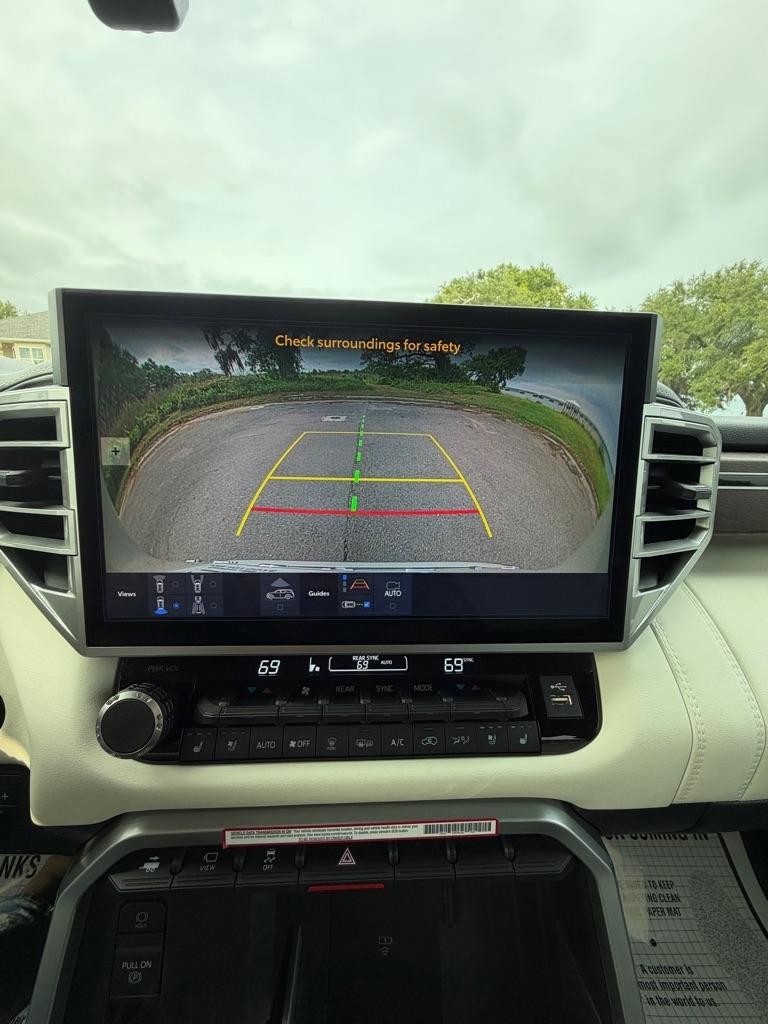 Toyota Sequoia  2025