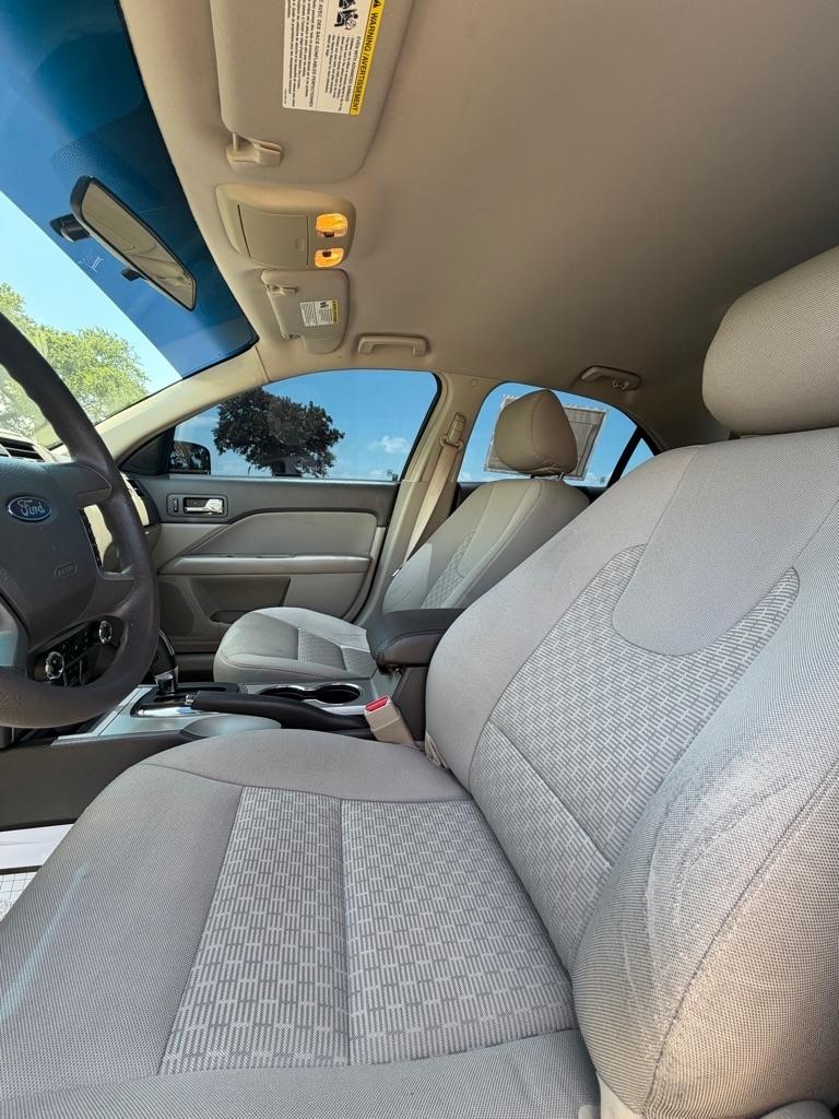 Ford Fusion 4dr Sdn SE FWD 2011
