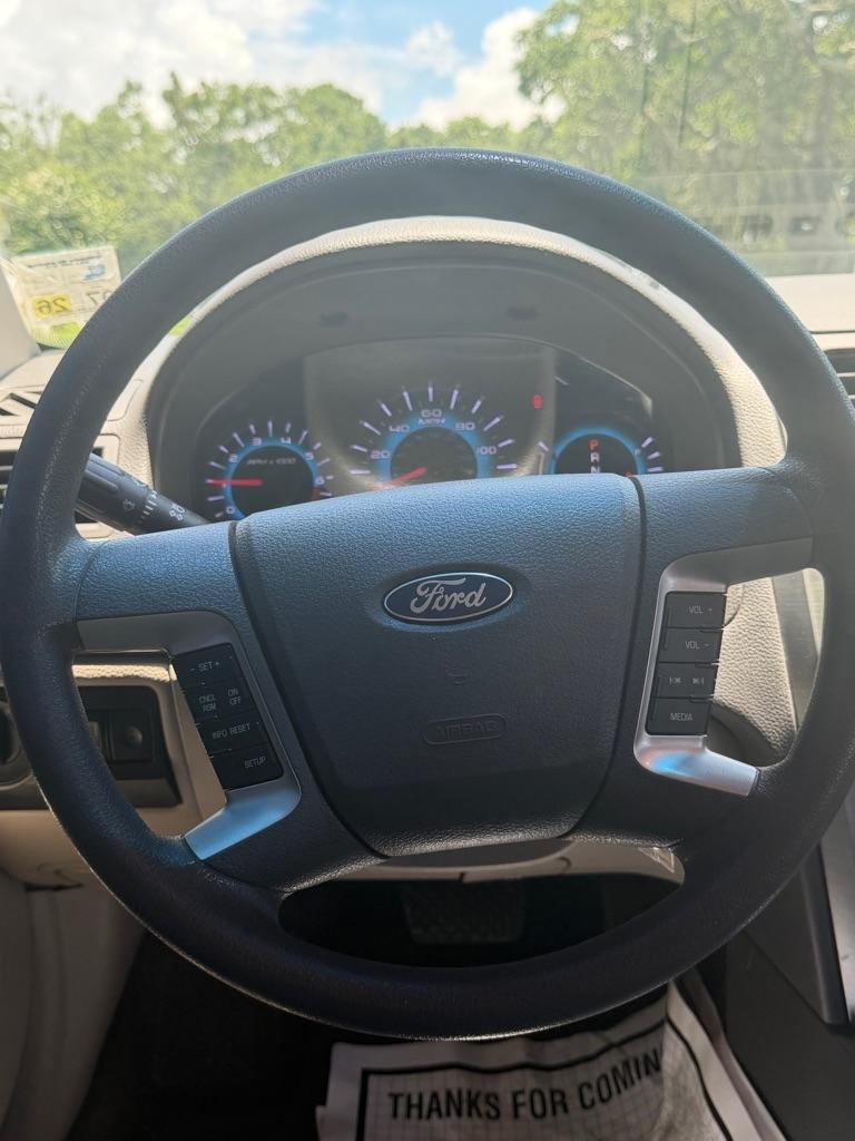 Ford Fusion 4dr Sdn SE FWD 2011