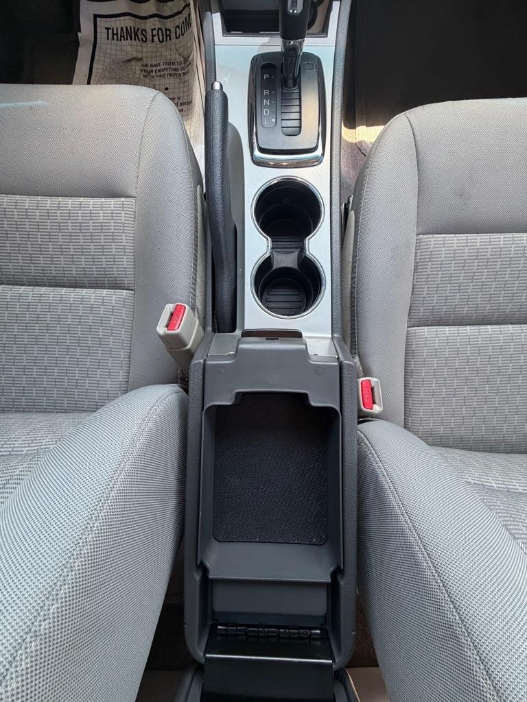 Ford Fusion 4dr Sdn SE FWD 2011