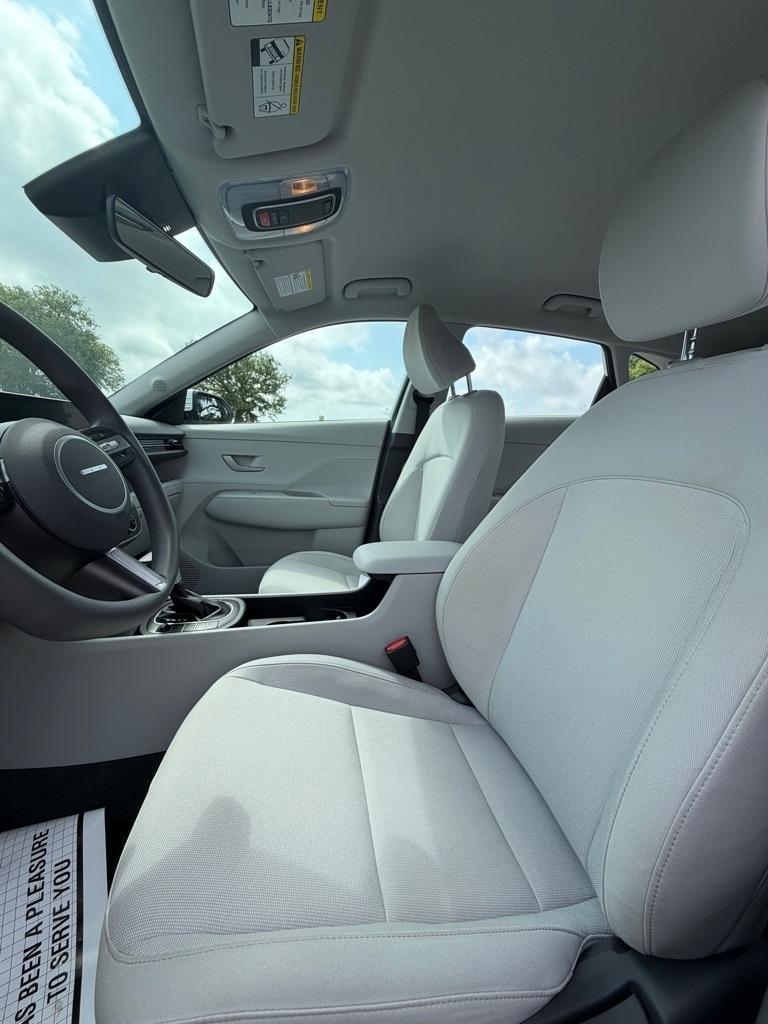 Hyundai Kona SE FWD 2026