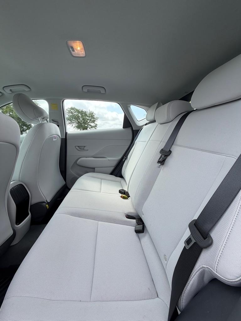 Hyundai Kona SE FWD 2026