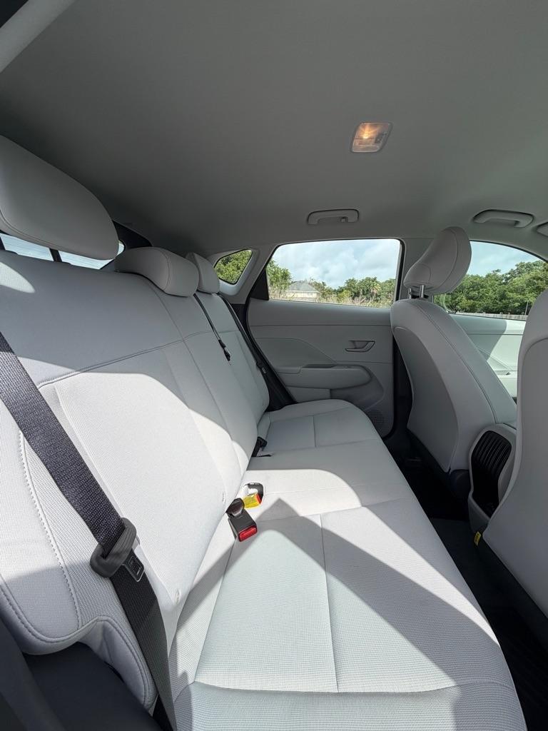 Hyundai Kona SE FWD 2026