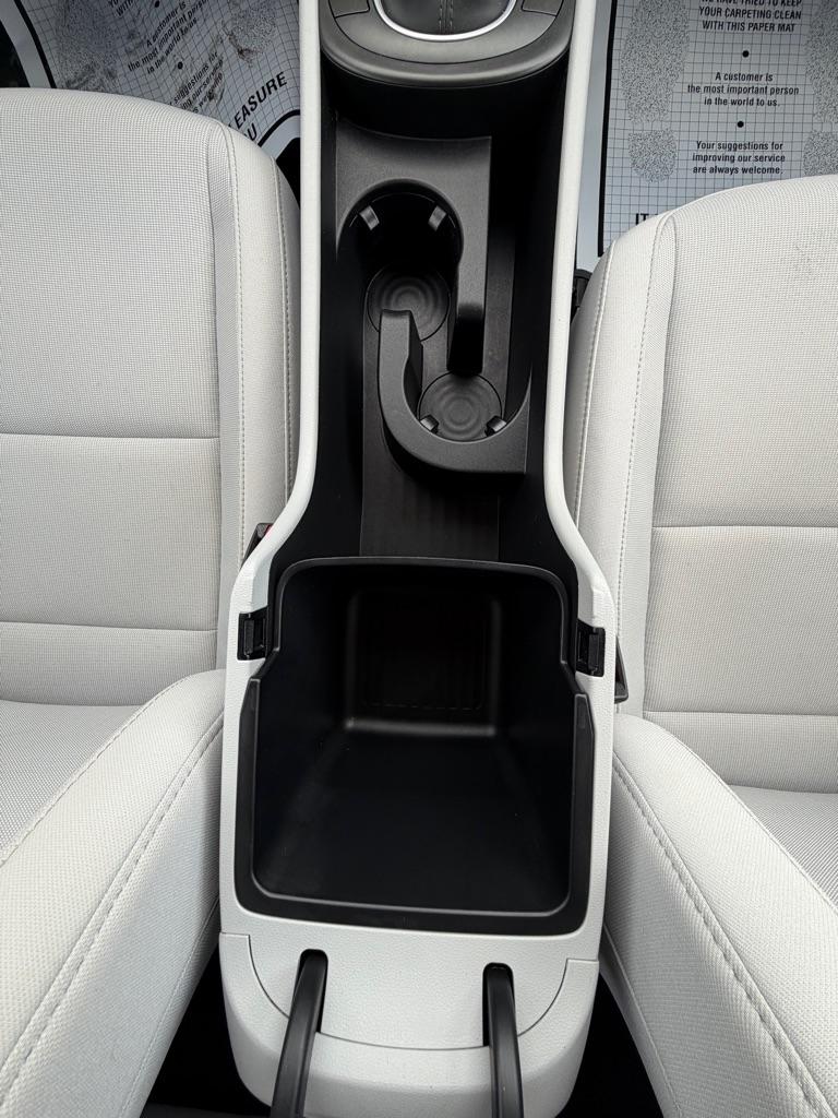 Hyundai Kona SE FWD 2026