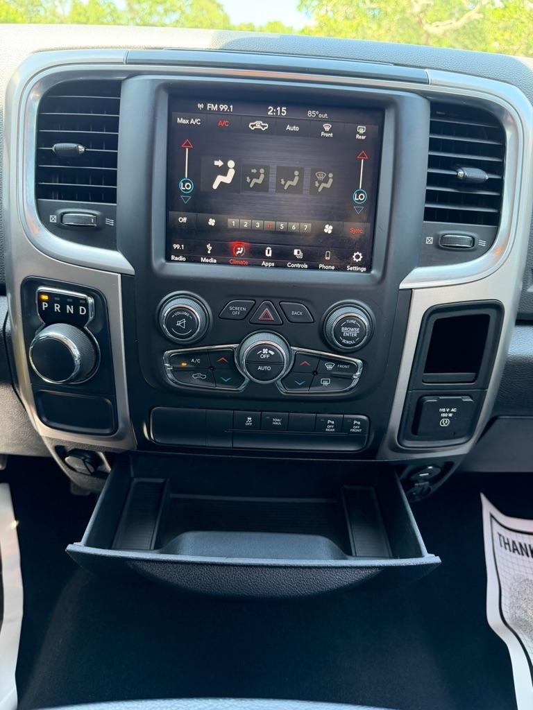 RAM 1500 Classic Big Horn 4x2 Crew Cab 6'4" Box 2019