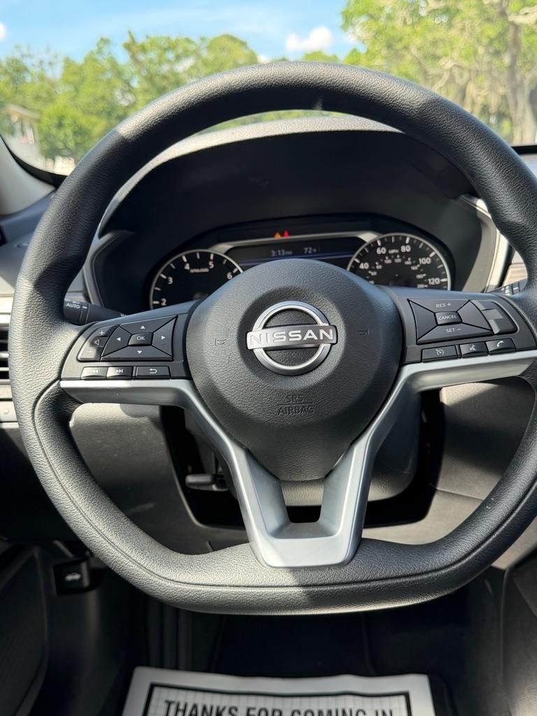 Nissan Altima SV FWD 2025