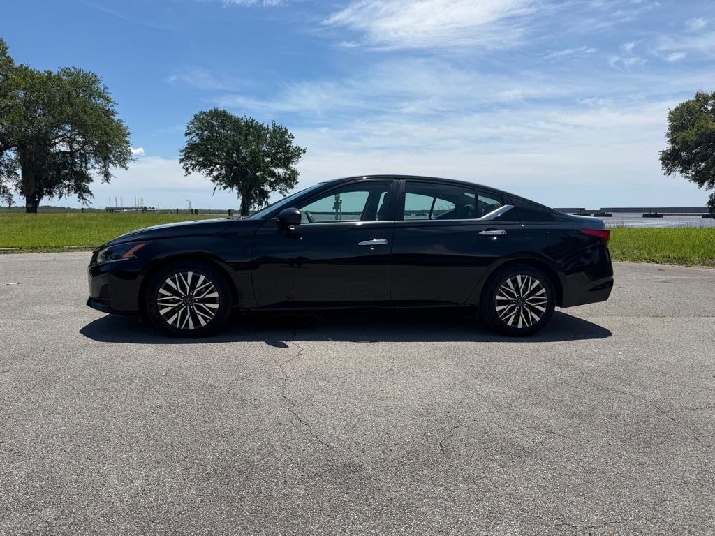 Nissan Altima SV FWD 2025
