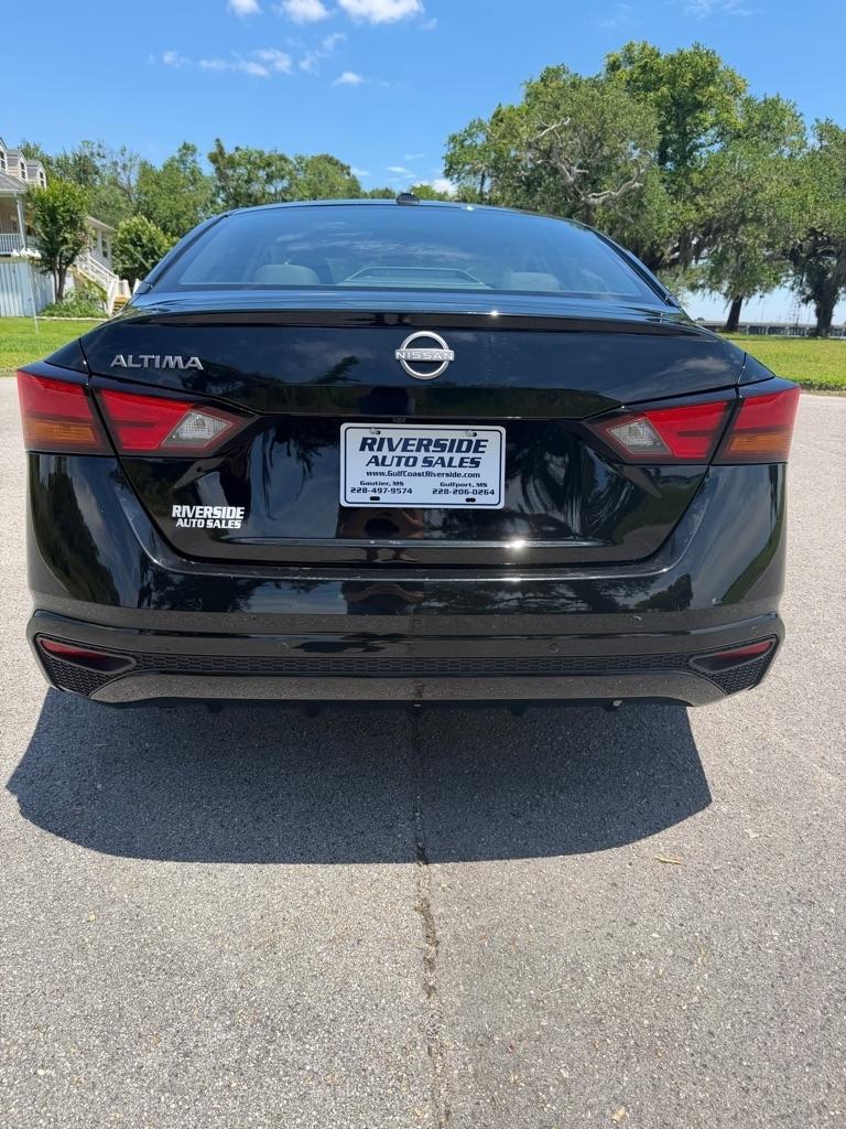 Nissan Altima SV FWD 2025