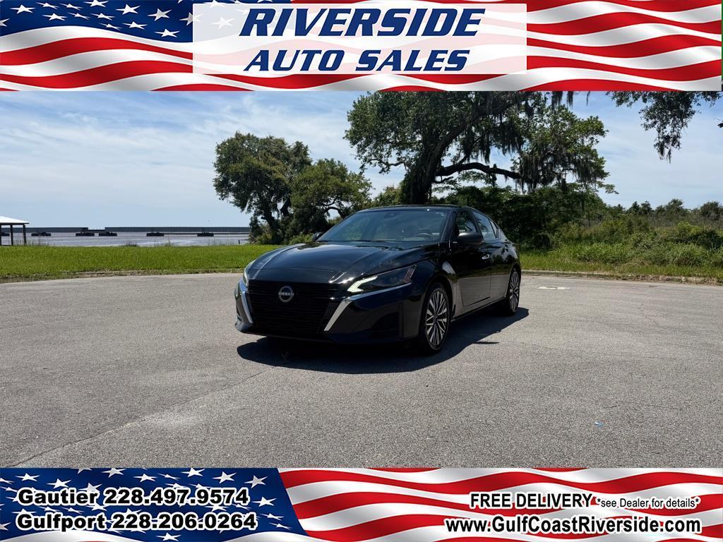 2025 Nissan Altima SV FWD