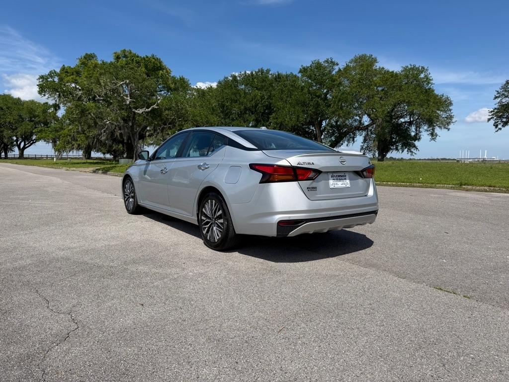 Nissan Altima 2.5 SV Sedan 2024