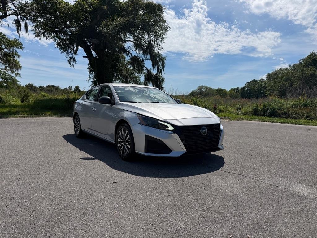 Nissan Altima 2.5 SV Sedan 2024