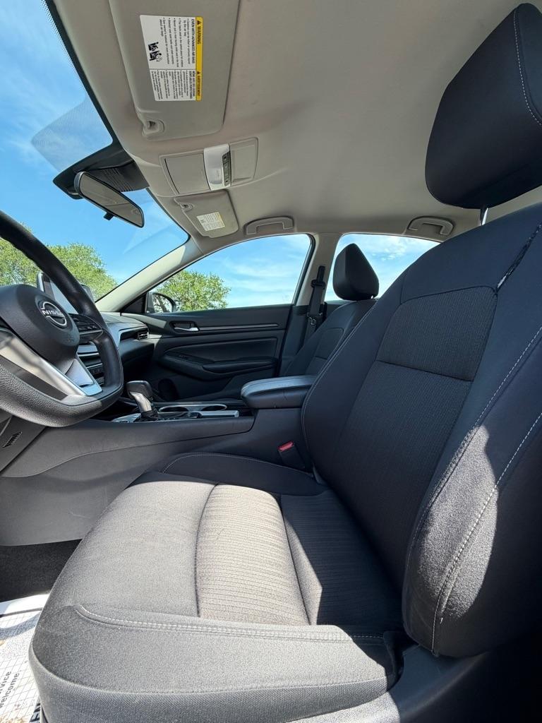 Nissan Altima 2.5 SV Sedan 2024