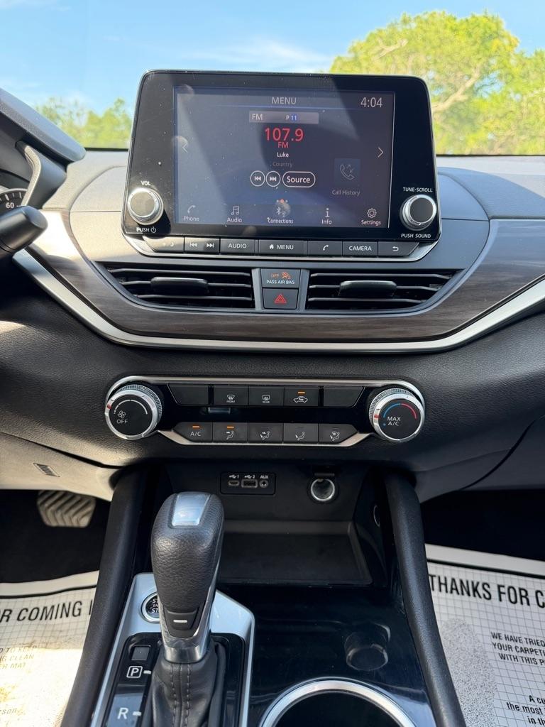 Nissan Altima 2.5 SV Sedan 2024