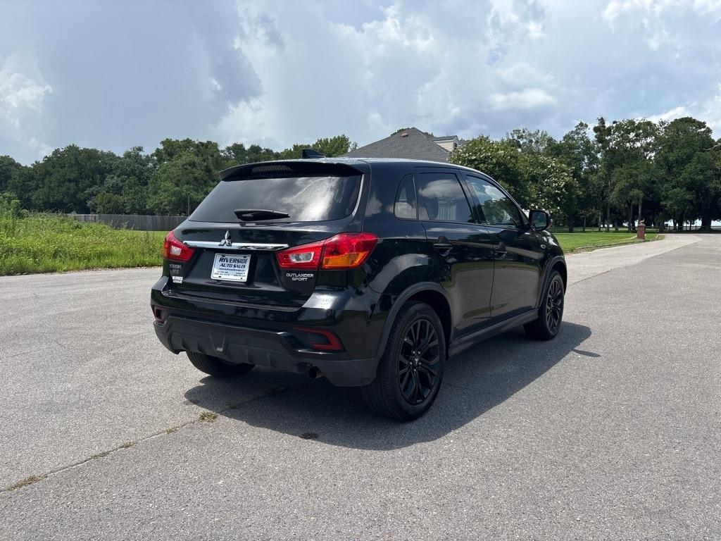 Mitsubishi Outlander Sport ES 2.0 CVT 2018