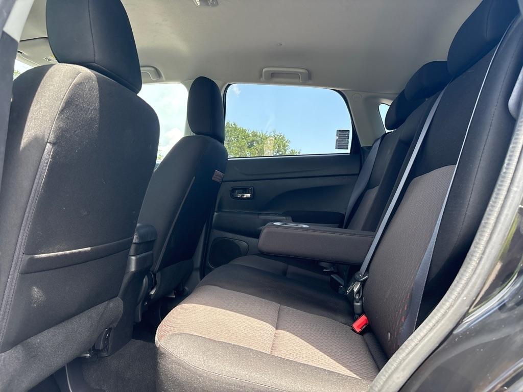 Mitsubishi Outlander Sport ES 2.0 CVT 2018