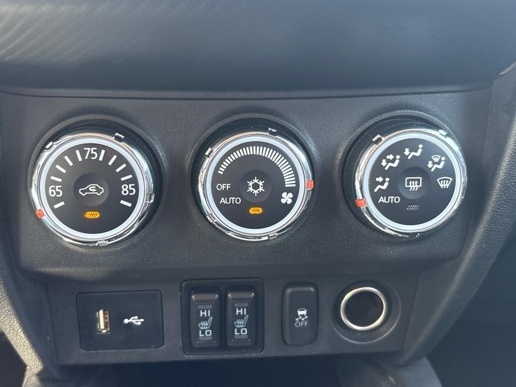Mitsubishi Outlander Sport ES 2.0 CVT 2018