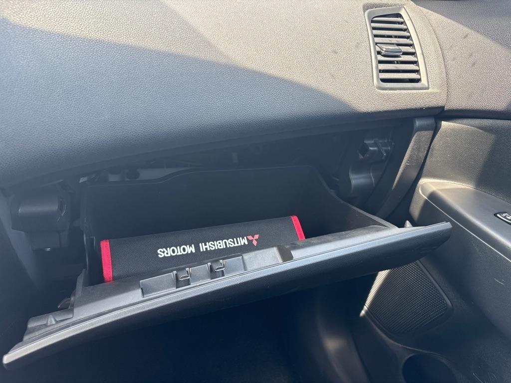 Mitsubishi Outlander Sport ES 2.0 CVT 2018