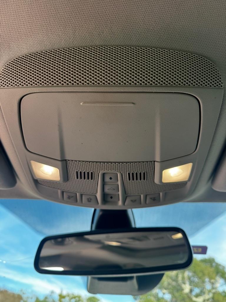 Ford Fusion Hybrid SE FWD 2019