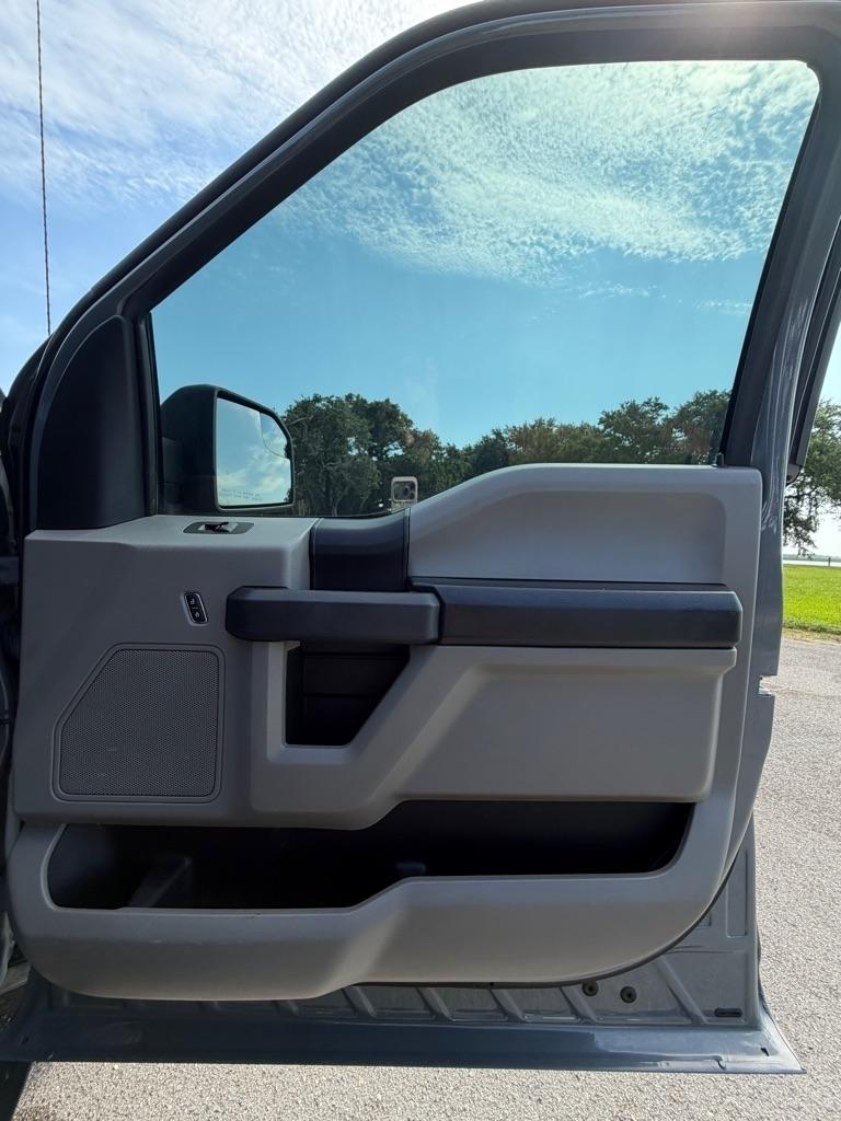 Ford F-150 STX SuperCrew 4WD 2019