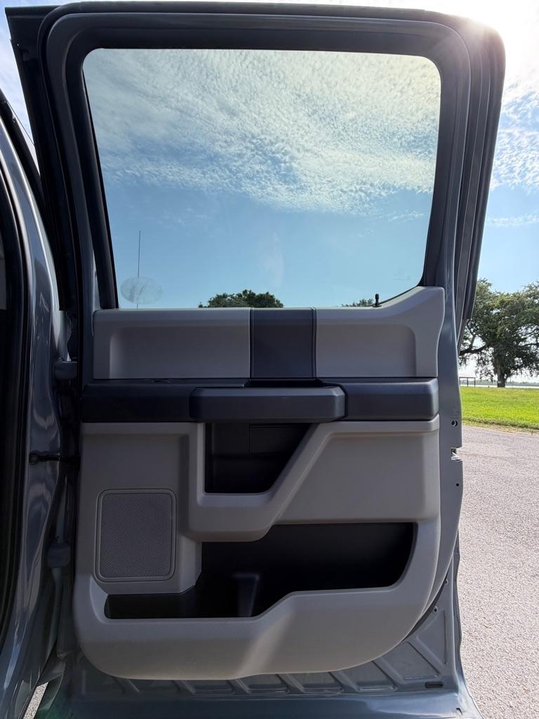 Ford F-150 STX SuperCrew 4WD 2019