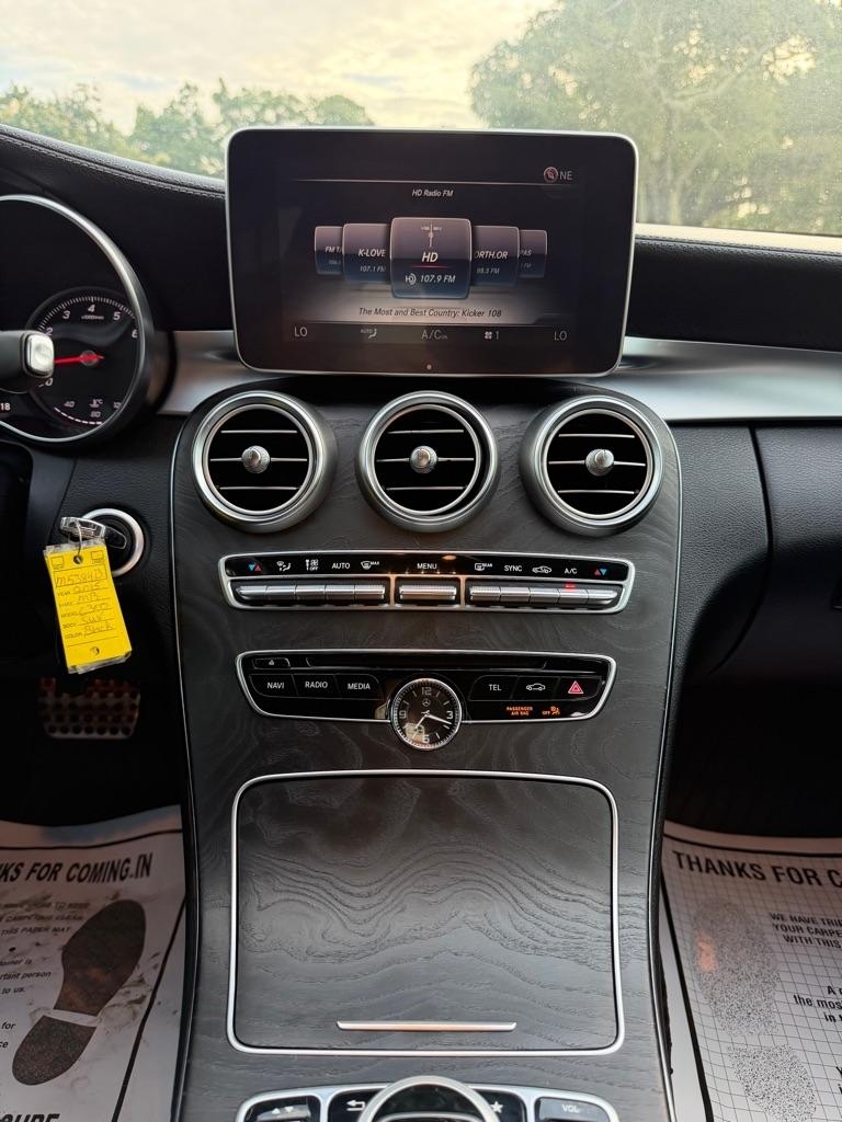 Mercedes-Benz C-Class 4dr Sdn C 300 Luxury 4MATIC 2015