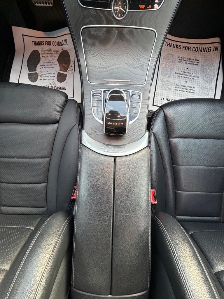 Mercedes-Benz C-Class 4dr Sdn C 300 Luxury 4MATIC 2015