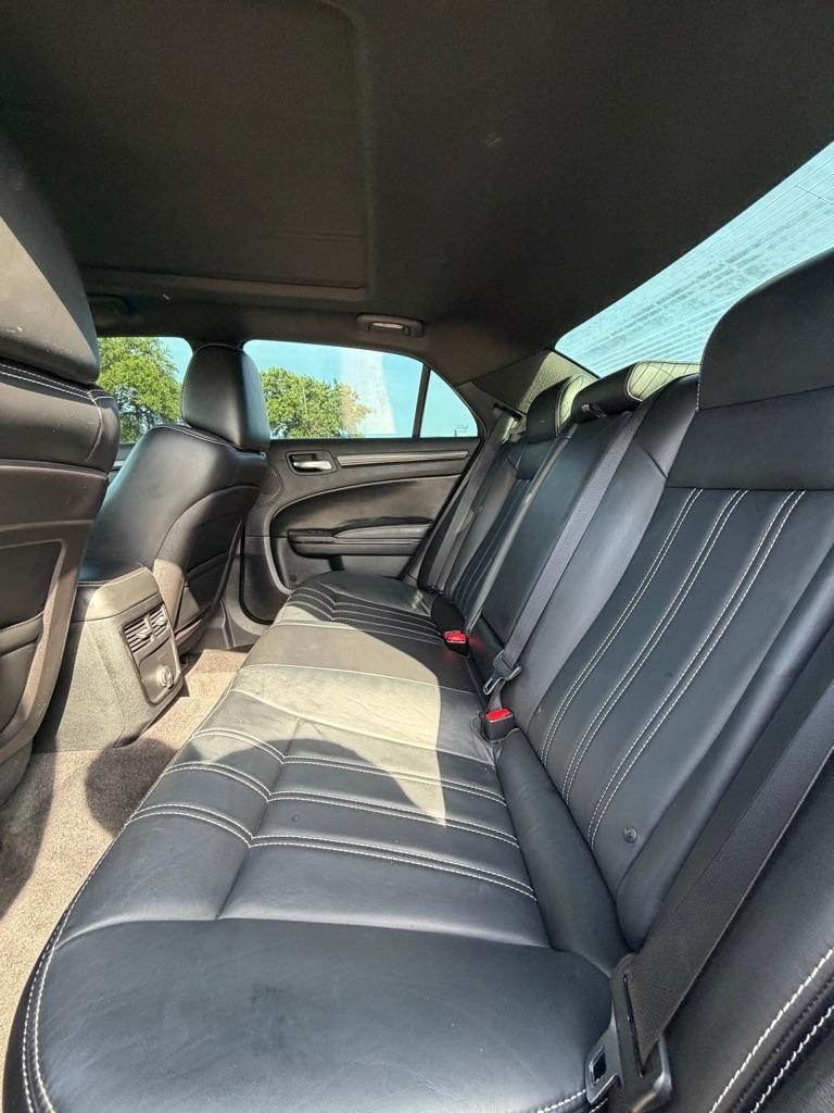 Chrysler 300 4dr Sdn 300S RWD 2014