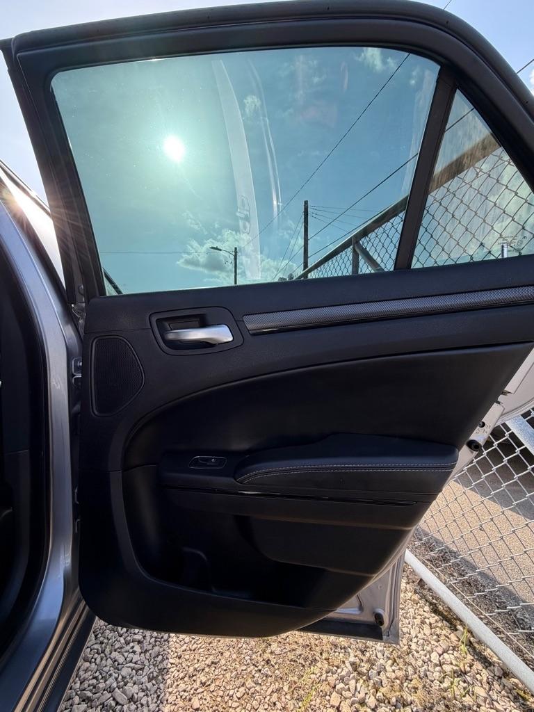 Chrysler 300 4dr Sdn 300S RWD 2014