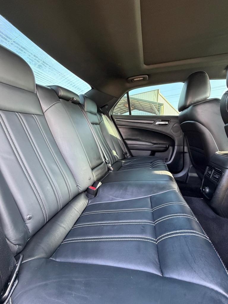 Chrysler 300 4dr Sdn 300S RWD 2014