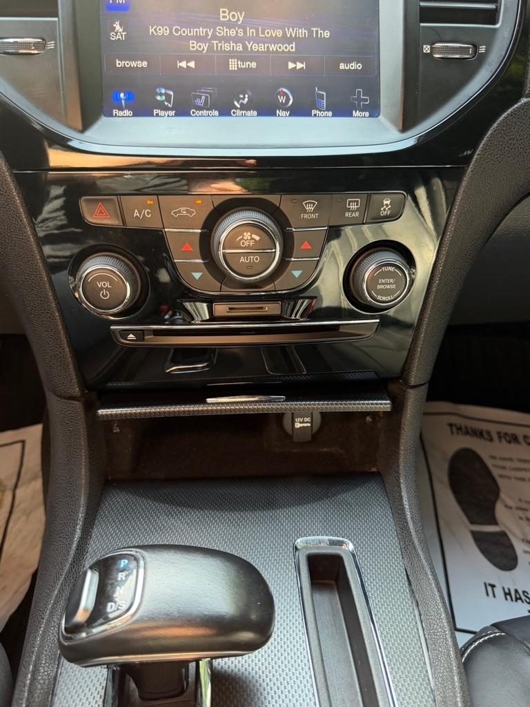 Chrysler 300 4dr Sdn 300S RWD 2014