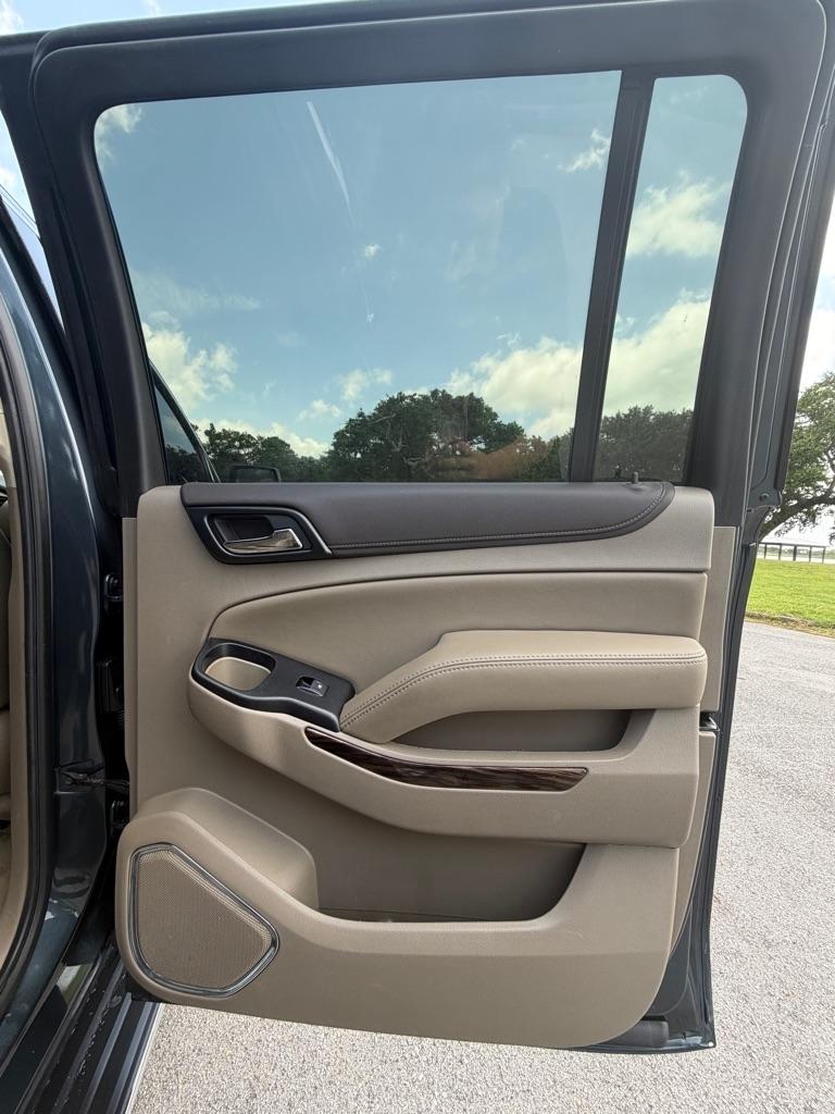 GMC Yukon XL 2WD 4dr SLT 2019