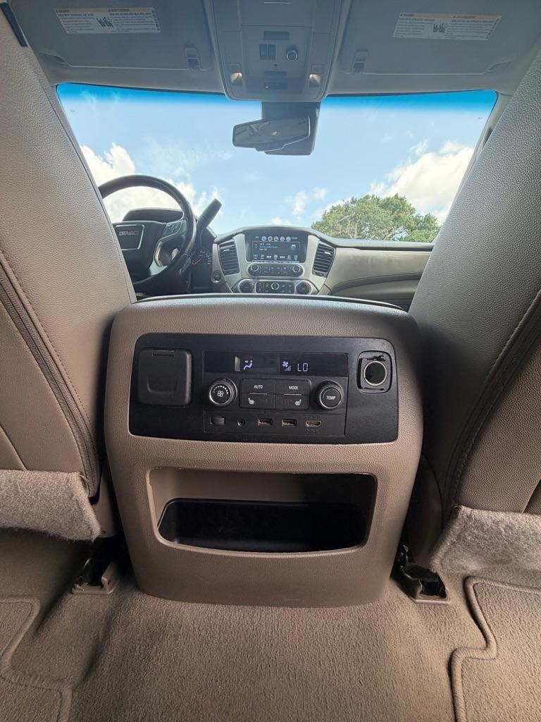 GMC Yukon XL 2WD 4dr SLT 2019