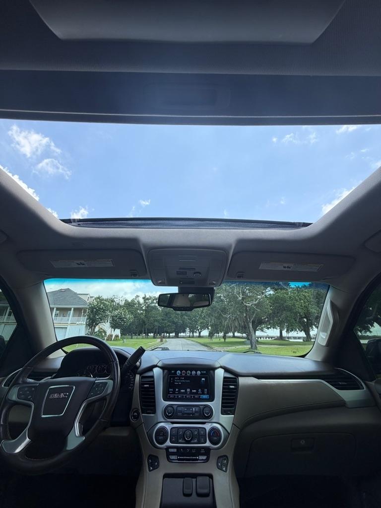 GMC Yukon XL 2WD 4dr SLT 2019