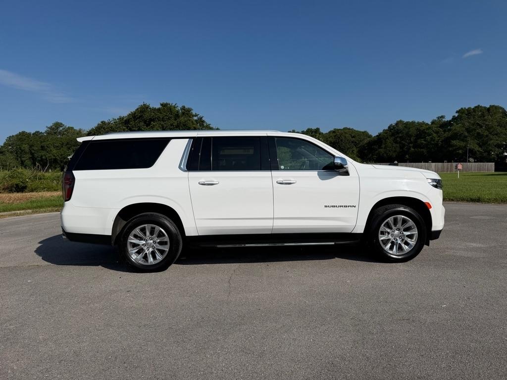 Chevrolet Suburban 4WD 4dr Premier 2023