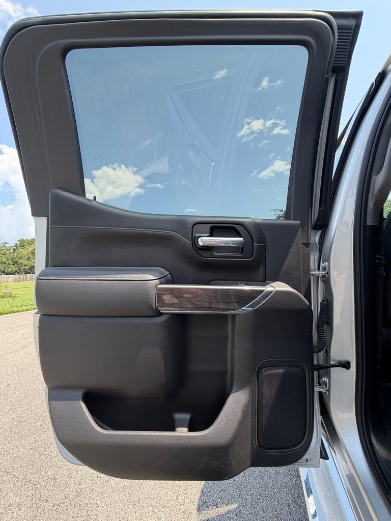 Chevrolet Silverado 1500 4WD Crew Cab 147" LTZ 2021