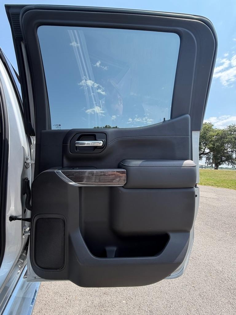 Chevrolet Silverado 1500 4WD Crew Cab 147" LTZ 2021