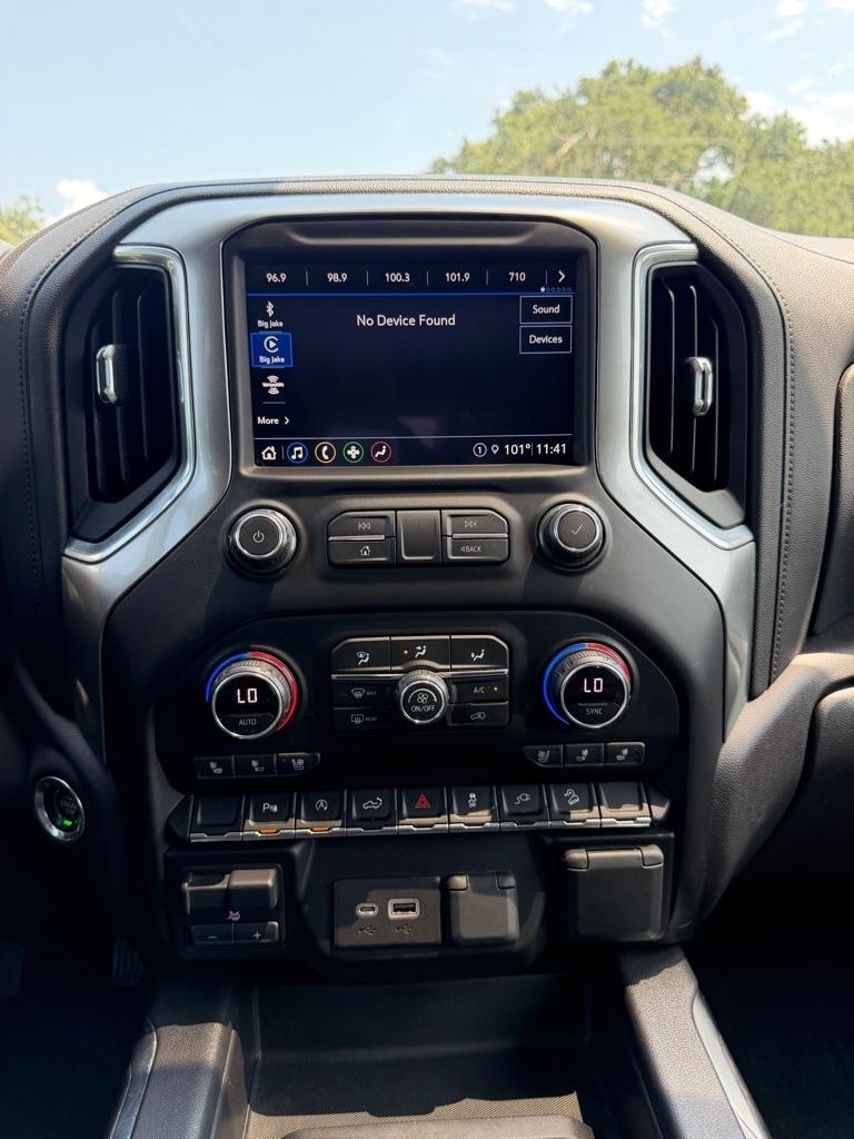 Chevrolet Silverado 1500 4WD Crew Cab 147" LTZ 2021